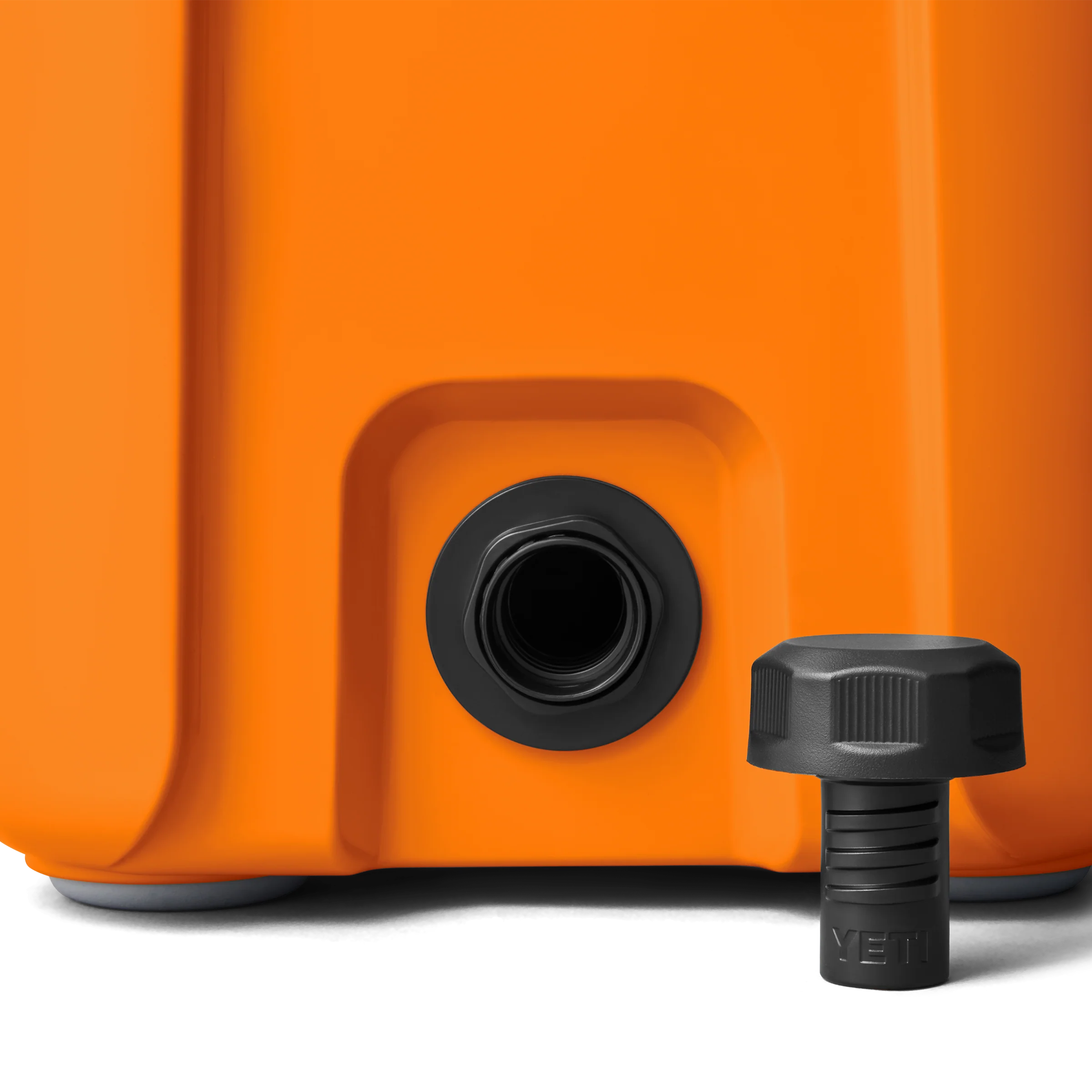 Roadie® 15 Cool Box - Image 6