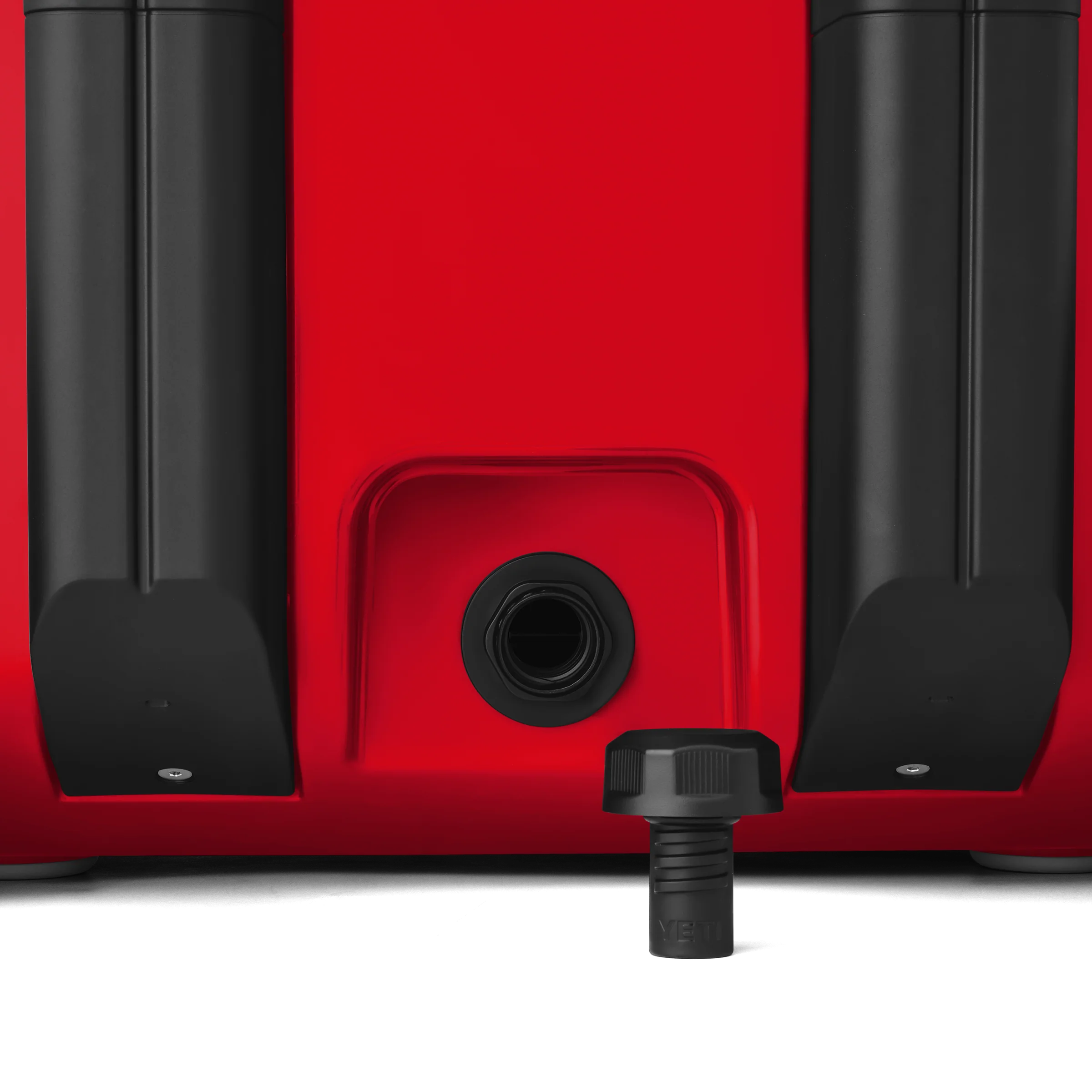 Roadie® 32 Wheeled Cool Box - Image 9