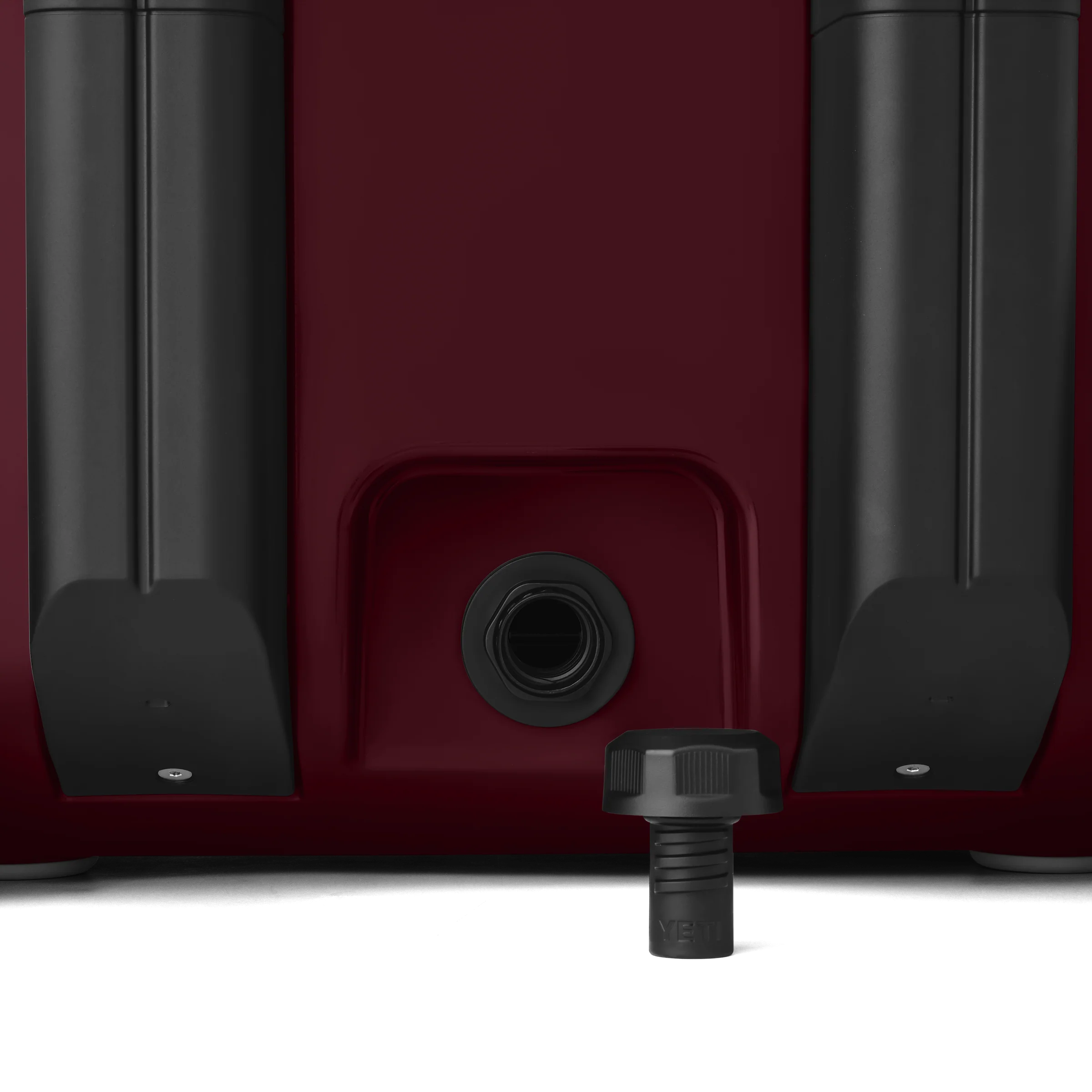 Roadie® 32 Wheeled Cool Box - Image 9
