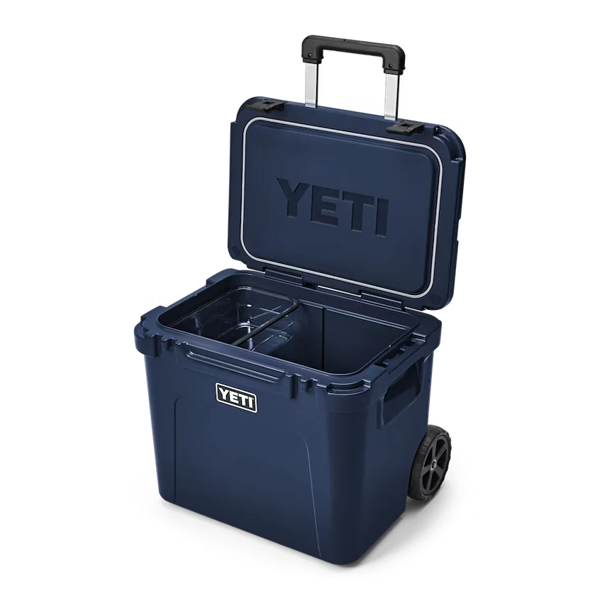 Roadie® 60 Wheeled Cool Box - Image 5